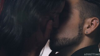 Gadis seksi dalam porn - Interracial and Latina Action di HOT-GIRLS-PORN.COM