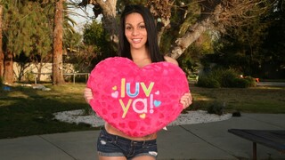 Sexy girls in porn - Teighjiana, Heidi, and Jay's Shemale Shenanigans on HOT-GIRLS-PORN.COM