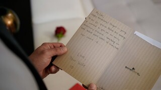 Ragazze sexy nel porno - The Tattooed Wife's Gift su HOT-GIRLS-PORN.COM