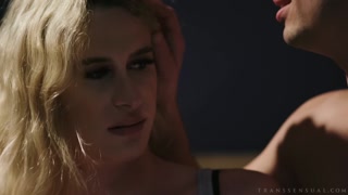 포르노의 섹시한 여자 - HOT-GIRLS-PORN.COM의 Rough Anal & Blowjob - Nikki Vicious Takes It All
