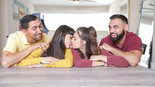 Сексуальні дівчата у порно - Dirty Family Baking - MMFF Swap with Kitty Carrera на HOT-GIRLS-PORN.COM