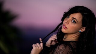 포르노의 섹시한 여자 - HOT-GIRLS-PORN.COM의 Brunette Gives Permission
