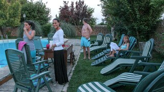 Sexy girls in porn - Dirty Deeds at the Pool Party on HOT-GIRLS-PORN.COM