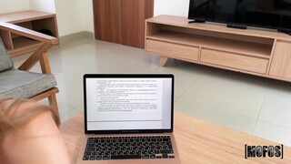 Ragazze sexy nel porno - Straight to Her Ass su HOT-GIRLS-PORN.COM