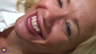 Những cô gái gợi cảm trong phim khiêu dâm - Mature Blonde Bambi Fucks Hardcore and Loves Cum on Her Face trên HOT-GIRLS-PORN.COM