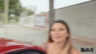 Ragazze sexy nel porno - Jordi El Niño Polla Fucks a Teen in Doggystyle su HOT-GIRLS-PORN.COM