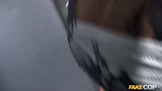 สาวเซ็กซี่ในหนังโป๊ - MILF Licks Ass with Policeman บน HOT-GIRLS-PORN.COM