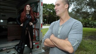 Sexy Mädchen in Porno - Cooch Gets Cut Out for Sean's Cock auf HOT-GIRLS-PORN.COM