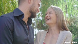 Gadis seksi dalam porn - Blonde Amateur Tiffany Tatum Loves Anal Play & Ass Fingering di HOT-GIRLS-PORN.COM