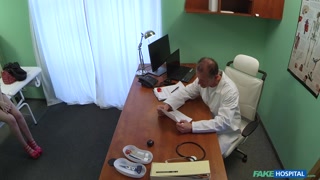Ragazze sexy nel porno - Medical Fuck with Hot Uniformed Nurse su HOT-GIRLS-PORN.COM