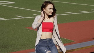 Sexy Mädchen in Porno - Petite Brunette in Uniform Gets Pounded Doggystyle auf HOT-GIRLS-PORN.COM