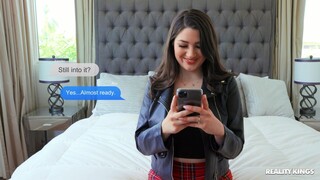 Kecantikan seksi dalam porn - My Girlfriend's Titty Fuck Fantasy HOT-GIRLS-PORN.COM