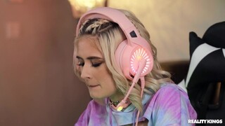 Sexy girls in porn - Jessie Saint's Natural Tits Bounce in Doggystyle on HOT-GIRLS-PORN.COM