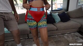 Ragazze sexy nel porno - Cosplay Ballerina Gets Spanked su HOT-GIRLS-PORN.COM