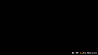 포르노의 섹시한 여자 - HOT-GIRLS-PORN.COM의 Blonde MILF Spanking and Fucking