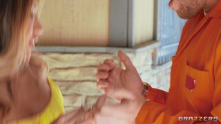 Bellezze sexy nel porno - Big Tits & Small Tits Babes Share a Cock - Hardcore Threesome HOT-GIRLS-PORN.COM