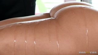 포르노의 섹시한 미녀 - Wet and Wild with Rachel HOT-GIRLS-PORN.COM