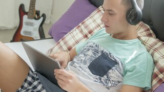 Gadis seksi dalam porn - Lucy Shine and Charlie Dean's Private Play di HOT-GIRLS-PORN.COM