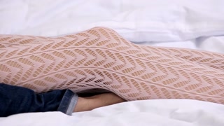 Ragazze sexy nel porno - Anjelica's Hardcore Scene su HOT-GIRLS-PORN.COM