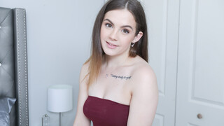 Gadis seksi dalam porn - Spoiled teen Devon Green pleases stepdad with her mouth di HOT-GIRLS-PORN.COM