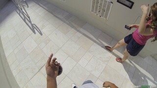 포르노의 섹시한 여자 - HOT-GIRLS-PORN.COM의 Tony Profane Pounds Teen Courtney Loxx After Money Offer