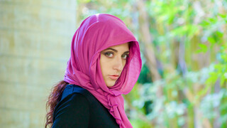 Filles sexy dans le porno - Young Muslim Babe Loves Anal Creampie sur HOT-GIRLS-PORN.COM