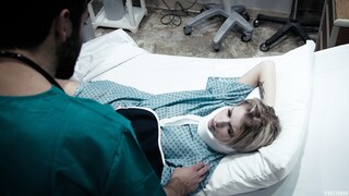 Ragazze sexy nel porno - Small Tits Teen Takes Big Cock - Doctor Roleplay su HOT-GIRLS-PORN.COM
