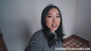 Sexy beauties in porn - Luna X Spreads for James' Big Cock HOT-GIRLS-PORN.COM