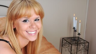 Sexy girls in porn - Elizabeth Bentley's Petite Pussy Gets Delivered By Dick Chibbles on HOT-GIRLS-PORN.COM