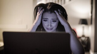 Filles sexy dans le porno - Natural Tits Babe Avi Love Loves Hardcore Deepthroat Action sur HOT-GIRLS-PORN.COM