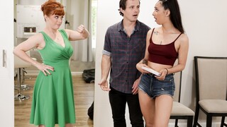 포르노의 섹시한 여자 - HOT-GIRLS-PORN.COM의 MILF Penny Pax Gets Creamed After Wild Classroom Fuck Session