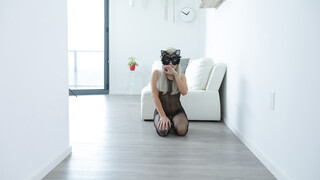 Sexy girls in porn - Petite Babe Skylar Valentine Nailed by Masked Oliver Flynn on HOT-GIRLS-PORN.COM