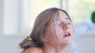 Sexy Mädchen in Porno - Lessons of Wetness – Blonde Teens in Hardcore Stockings Fuck auf HOT-GIRLS-PORN.COM