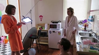 Sexy girls in porn - BTS Fun with Molly & Ray - Steamy Moments on HOT-GIRLS-PORN.COM