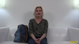Ragazze sexy nel porno - Blonde Czech Tereza’s Steamy Casting Tape su HOT-GIRLS-PORN.COM