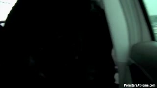 Fete sexy în porn - Celine Noiret Big Tits POV - Hot Car Blowjob & Cum pe HOT-GIRLS-PORN.COM