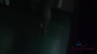 Ragazze sexy nel porno - Kate England Hot Shower Fuck - Blonde Small Tits su HOT-GIRLS-PORN.COM