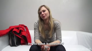 Sexy Mädchen in Porno - Renata: European Blonde with Piercing and Small Tits auf HOT-GIRLS-PORN.COM