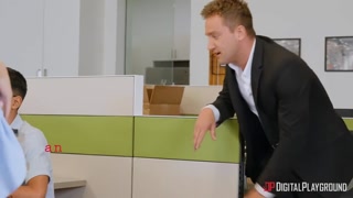 Gadis seksi dalam porno - Hot Office Girl Takes It in the Ass di HOT-GIRLS-PORN.COM