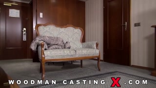 पोर्न में सेक्सी लड़कियां - HOT-GIRLS-PORN.COM पर Wild Casting with Nikky Dream - Striptease, Spanking & More