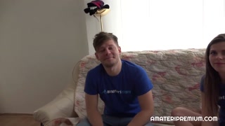 สาวเซ็กซี่ในหนังโป๊ - Czech amateur Sarah Smith fucked raw on tape บน HOT-GIRLS-PORN.COM