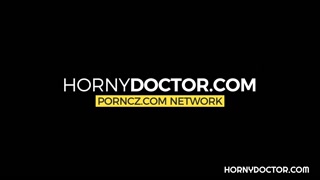 Sexy Mädchen in Porno - Big tits, tight body - Chloe Lamour's doctor visit auf HOT-GIRLS-PORN.COM