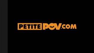 Ragazze sexy nel porno - Gina Gerson: Horny Petite Cutie su HOT-GIRLS-PORN.COM