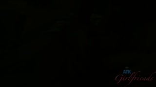 포르노의 섹시한 여자 - HOT-GIRLS-PORN.COM의 POV Masturbation with Lily Labeau – Hairy Pussy & Hot Handjob