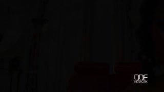 Seksowne dziewczyny w porno - Lingerie Babe in Heels Swallows Cum - Maserati’s Blowjob Bliss na HOT-GIRLS-PORN.COM