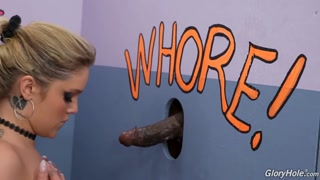 포르노의 섹시한 여자 - HOT-GIRLS-PORN.COM의 Kali Roses Returns for Gloryhole Creampie - Big Tits Blonde