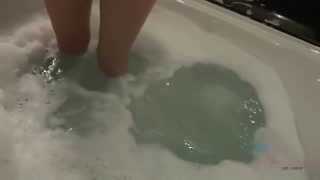 Raparigas sexy no pornô - Amateur Megan Winters POV Shower Smoking Fetish no HOT-GIRLS-PORN.COM