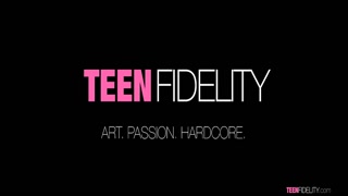 Sexy girls in porn - Daydream Daisy and Ryan Madison Live Out a Teen Hardcore Dream on HOT-GIRLS-PORN.COM