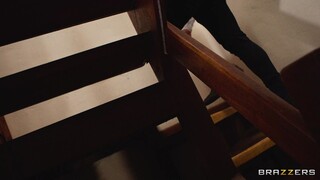 Gadis seksi dalam porn - Athletic Alessandra's Sex Fest di HOT-GIRLS-PORN.COM