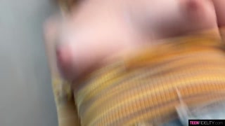Những cô gái gợi cảm trong phim khiêu dâm -  Sophia's Horny and Ready for a Creampie  trên HOT-GIRLS-PORN.COM